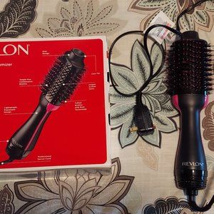 NWT Revlon Salon One-Step Hair Dryer and Volumizer